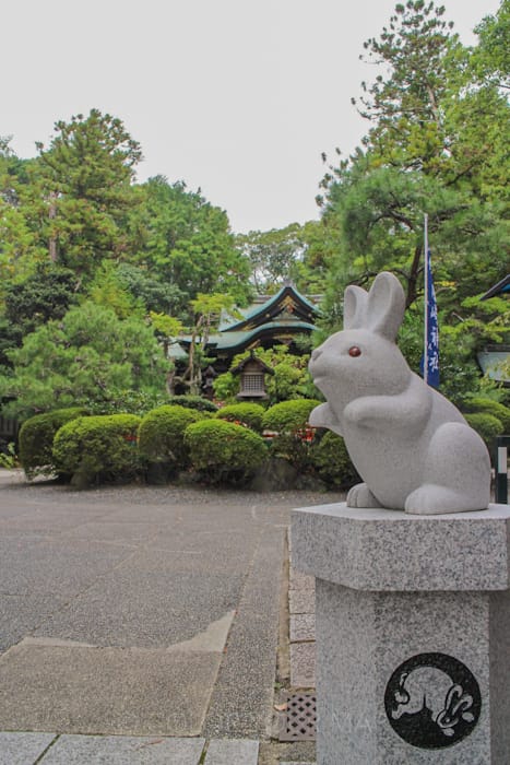 京都にある東天王岡崎神社の狛うさぎ