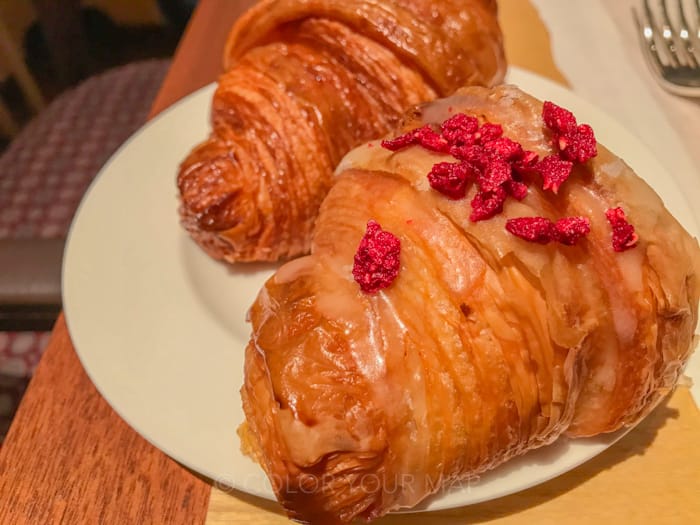 ザリッツカールトン京都の朝食ピエールエルメのクロワッサン