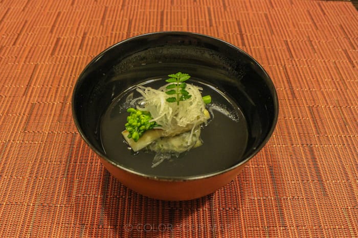 きたの風茶寮の夕食　羅臼産昆布の清まし汁