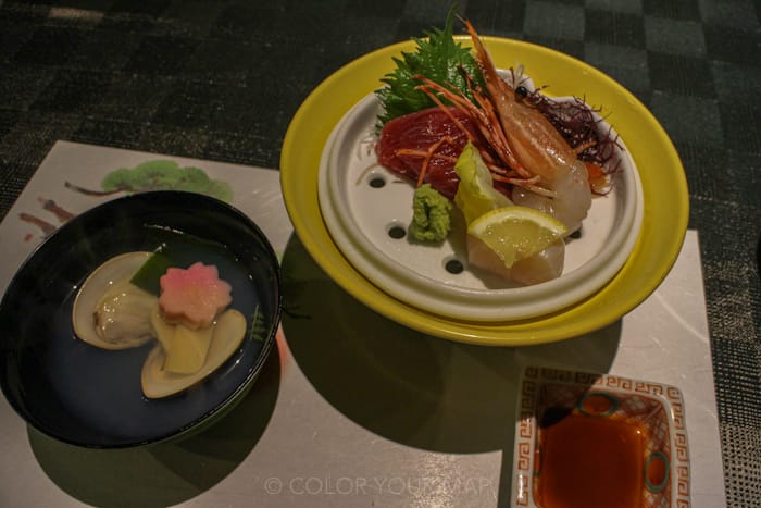 天翠茶寮の夕食　蛤のお吸物とお造り