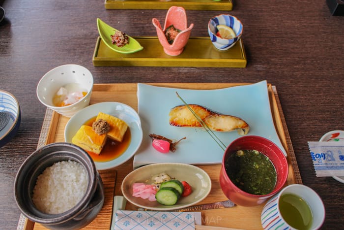 うぶや朝食